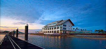 Duyong Marina & Resort Kuala Terengganu Exterior foto